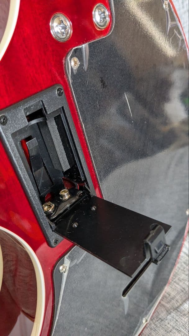 ZO-3 BM フェルナンデス アンプ内蔵ギター