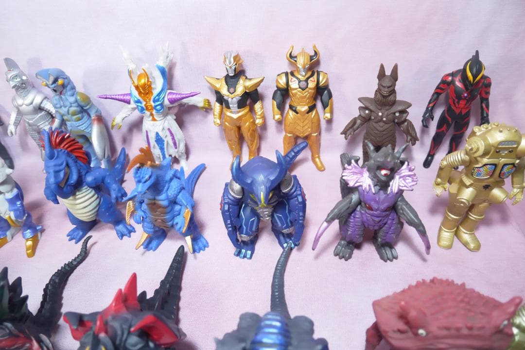 ウルトラ怪獣シリーズ500　怪獣　ソフビ　74体セット