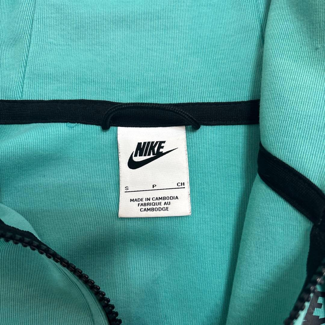 NIKE テックフリース 上下セット S ティファニー 海外限定 - メルカリ
