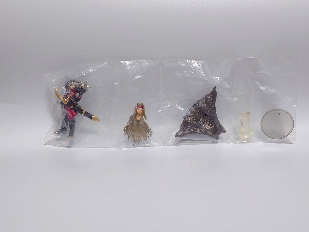 ドラゴンクエスト キャラクターフィギュアコレクション 天空編 ピサロ メタリック ドラゴンクエスト キャラクターフィギュアコレクション ピサロ