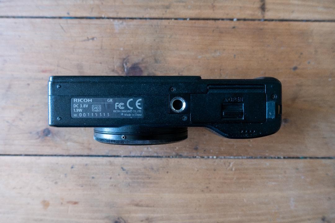 良品】 リコー GR APS-C 初代 (2013モデル) おまけ多数 修理済 - メルカリ