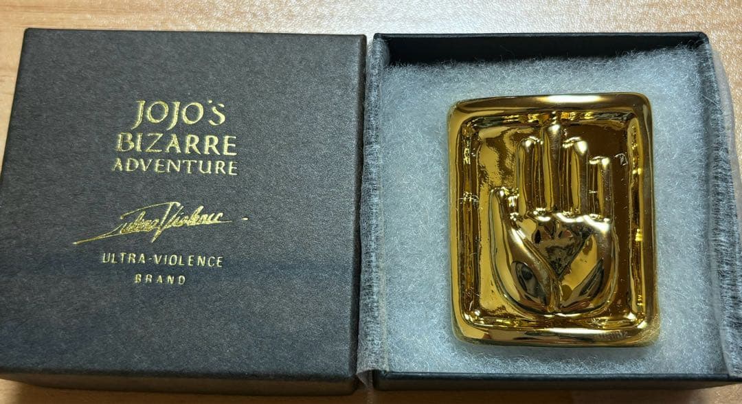 ultra-violence × ジョジョの奇妙な冒険 空条承太郎 ブローチ - メルカリ