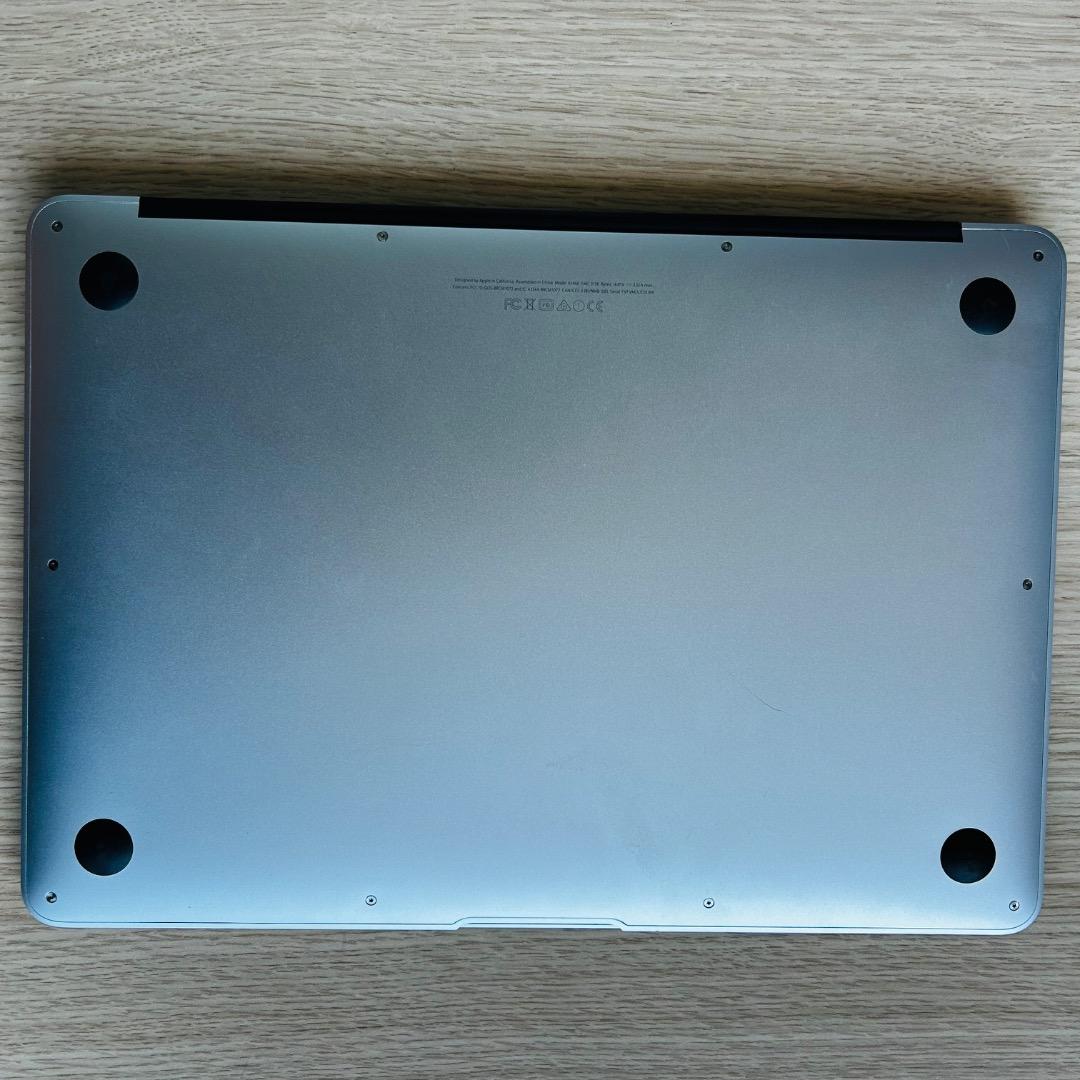 MacBookAir シルバー 1.8inch A1466 2017年モデル