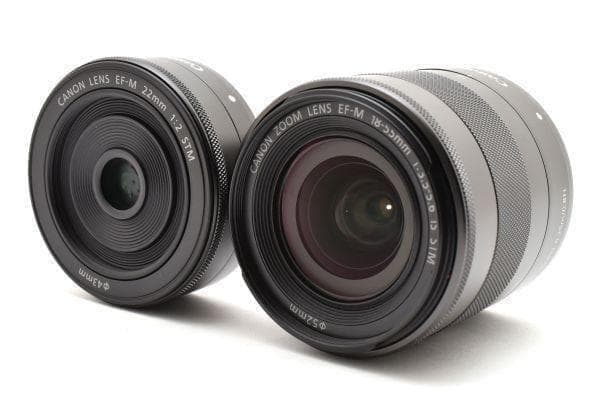 キャノン Canon EOS M ダブルレンズキット バッテリーx２《元箱付き》