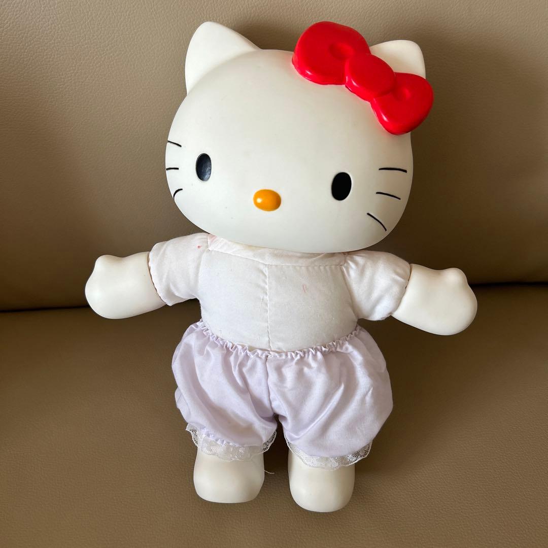 ハローキティ　ウェディング　着せ替え　ドールセット