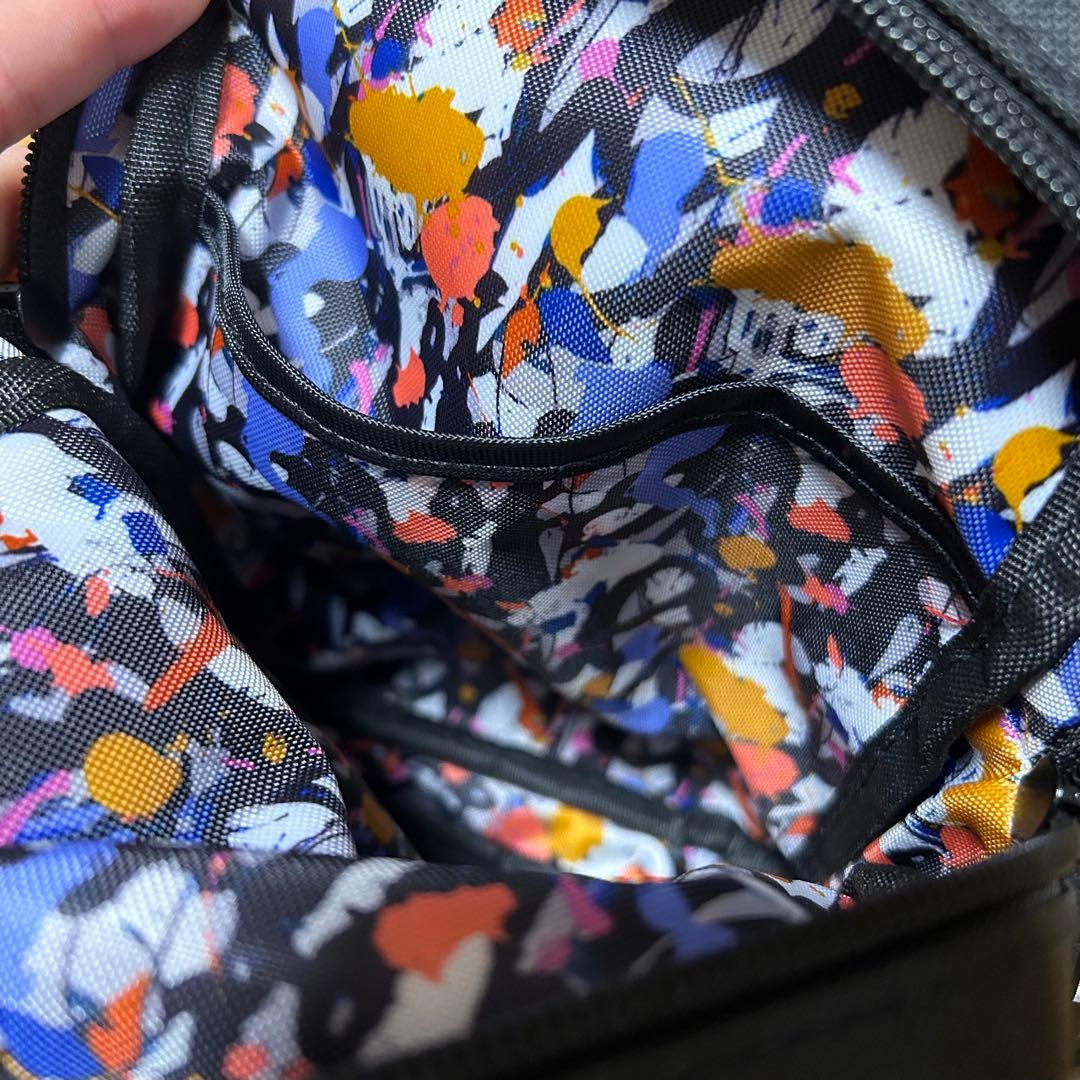 ONE OK ROCK ワンオクロック ショルダーバッグ おまけ付き - メルカリ