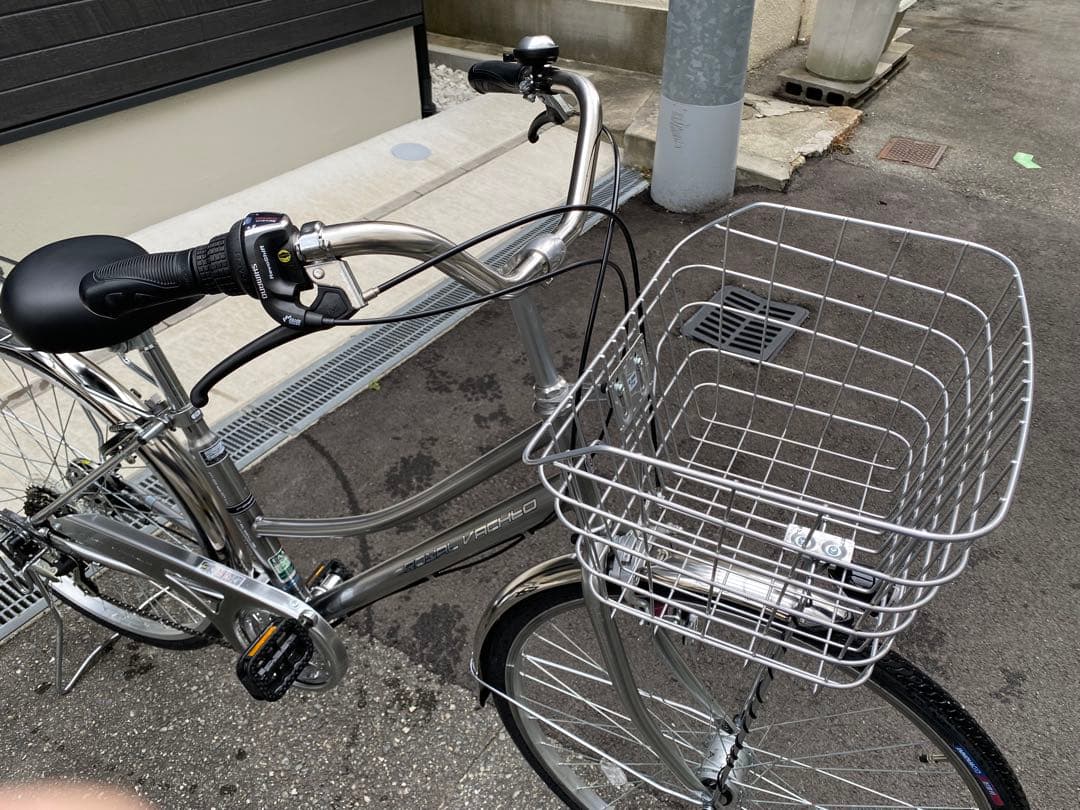 《大阪市・引取限定》26インチ自転車　オートライト・６段変速