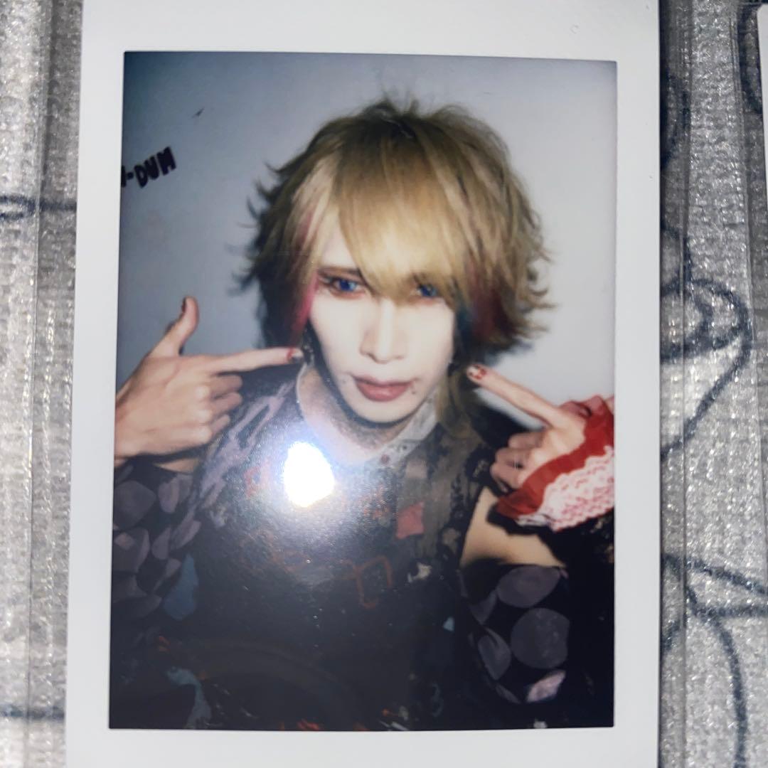 0.1gの誤算　　水田魔梨　チェキ