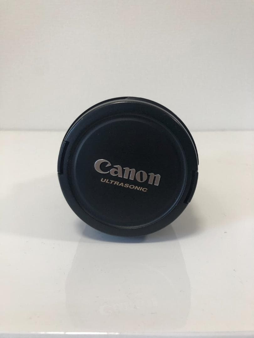 CANON EF 28-135mm f/3.5-5.6 IS ズームレンズ