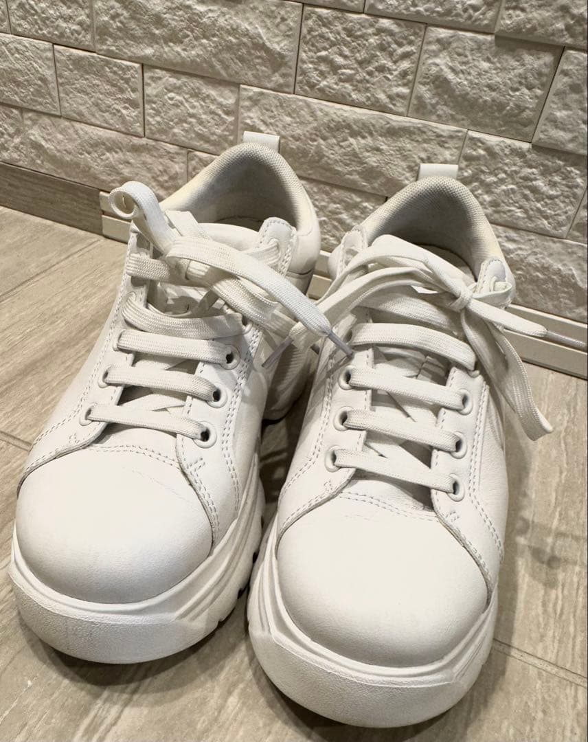 鈴木亜美さんプロデュース 厚底ホワイトスニーカー S - メルカリ