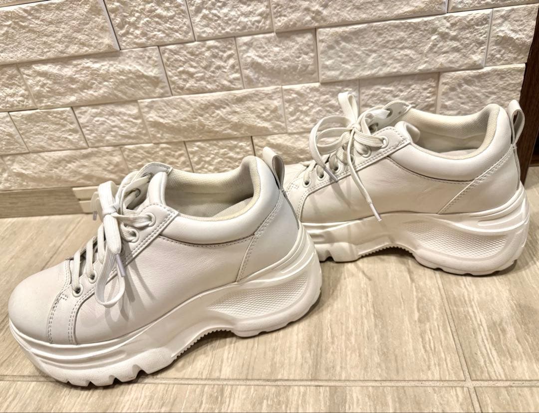 鈴木亜美さんプロデュース 厚底ホワイトスニーカー S - メルカリ