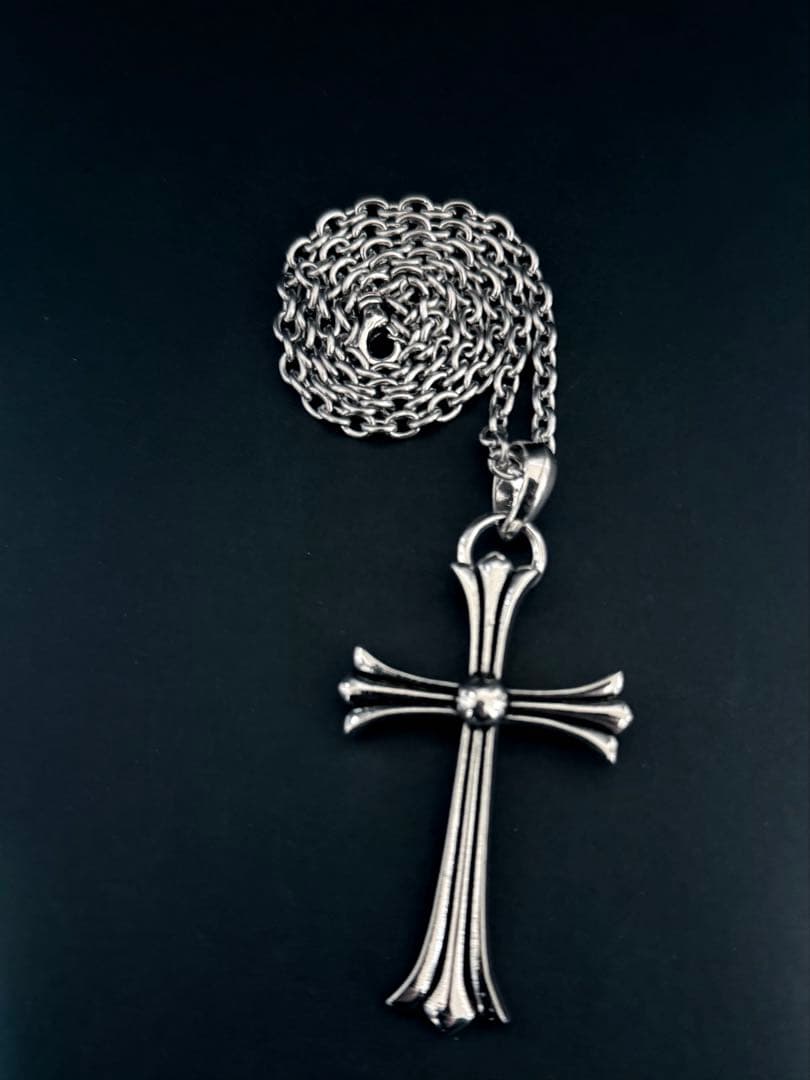 ネックレス ラージクロス ベイル ホールチェーン シルバー - メルカリ