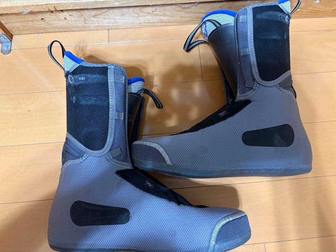 ディナフィット　Radical 28〜28.5cm バックカントリースキーブーツ