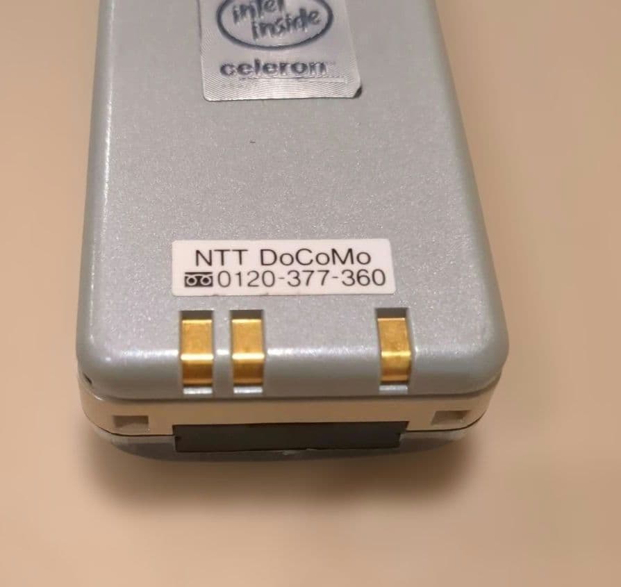 IDO 522G 東芝 TOSHIBA ガラケー スケルトン 実機 レトロ