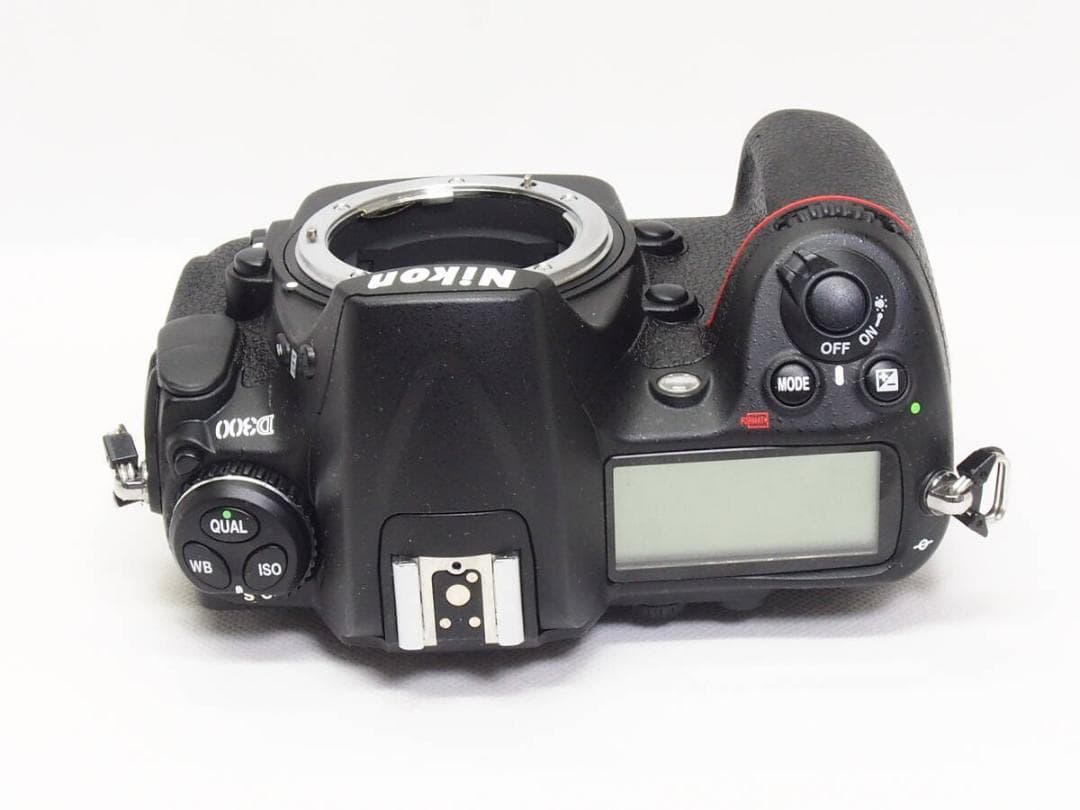 □S数2775回□ ニコン Nikon D300 ボディ 《 美品 動作光学良好 - メルカリ