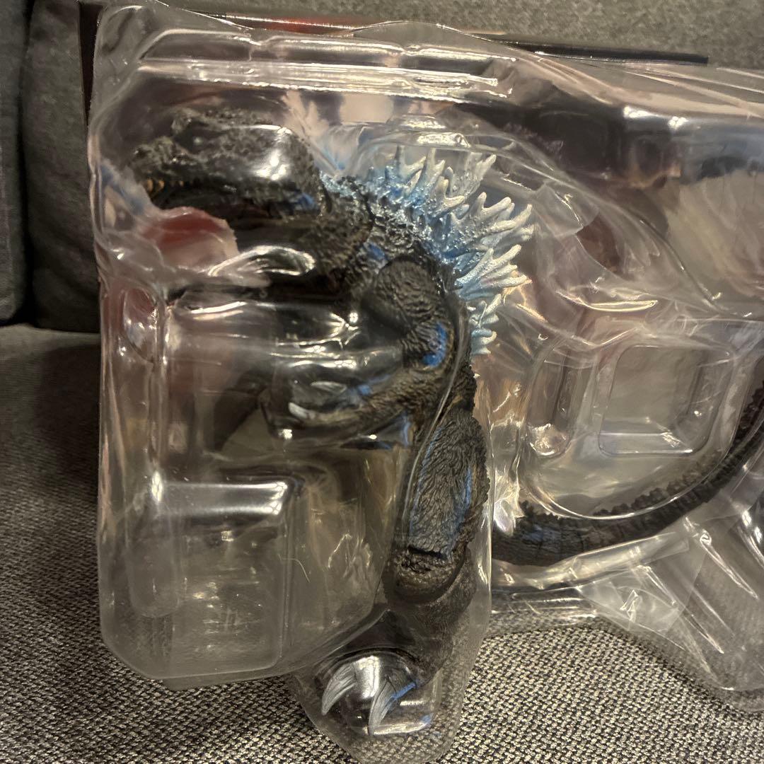 S.H.MonsterArts ゴジラ(2001) 放射熱線Ver.