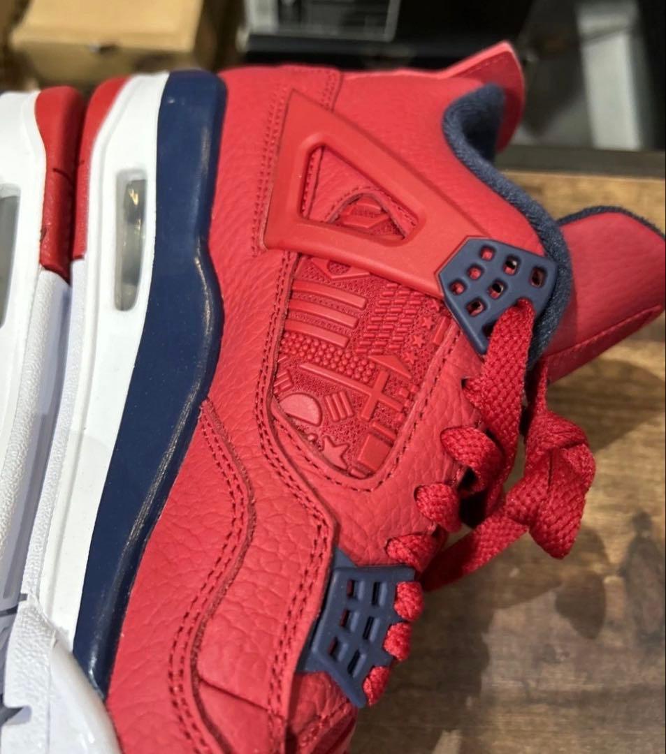 新品 最安値 Air Jordan 4 FIBA 25.5cm