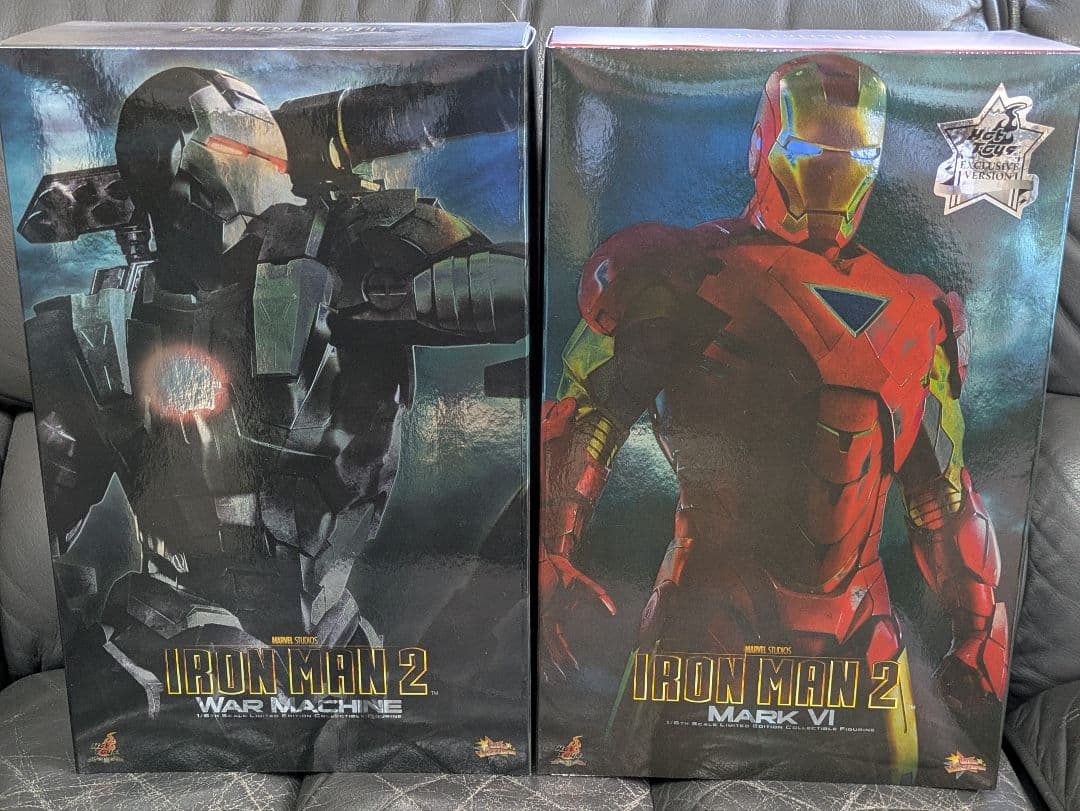 ホットトイズ　アイアンマン2　マーク6　ウォーマシン　2点セット