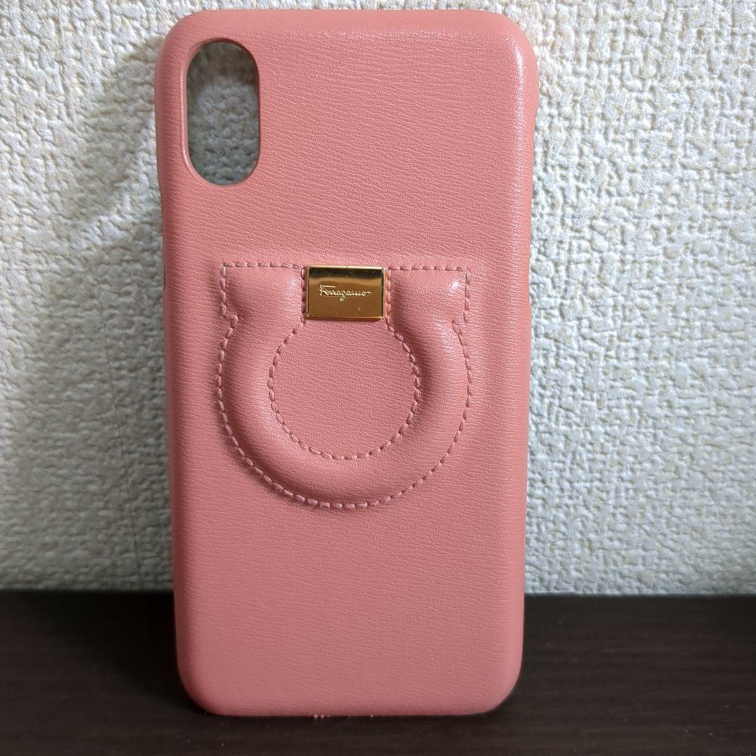フェラガモ iPhoneケース ガンチーニ 箱付き KP-22D560 - メルカリ
