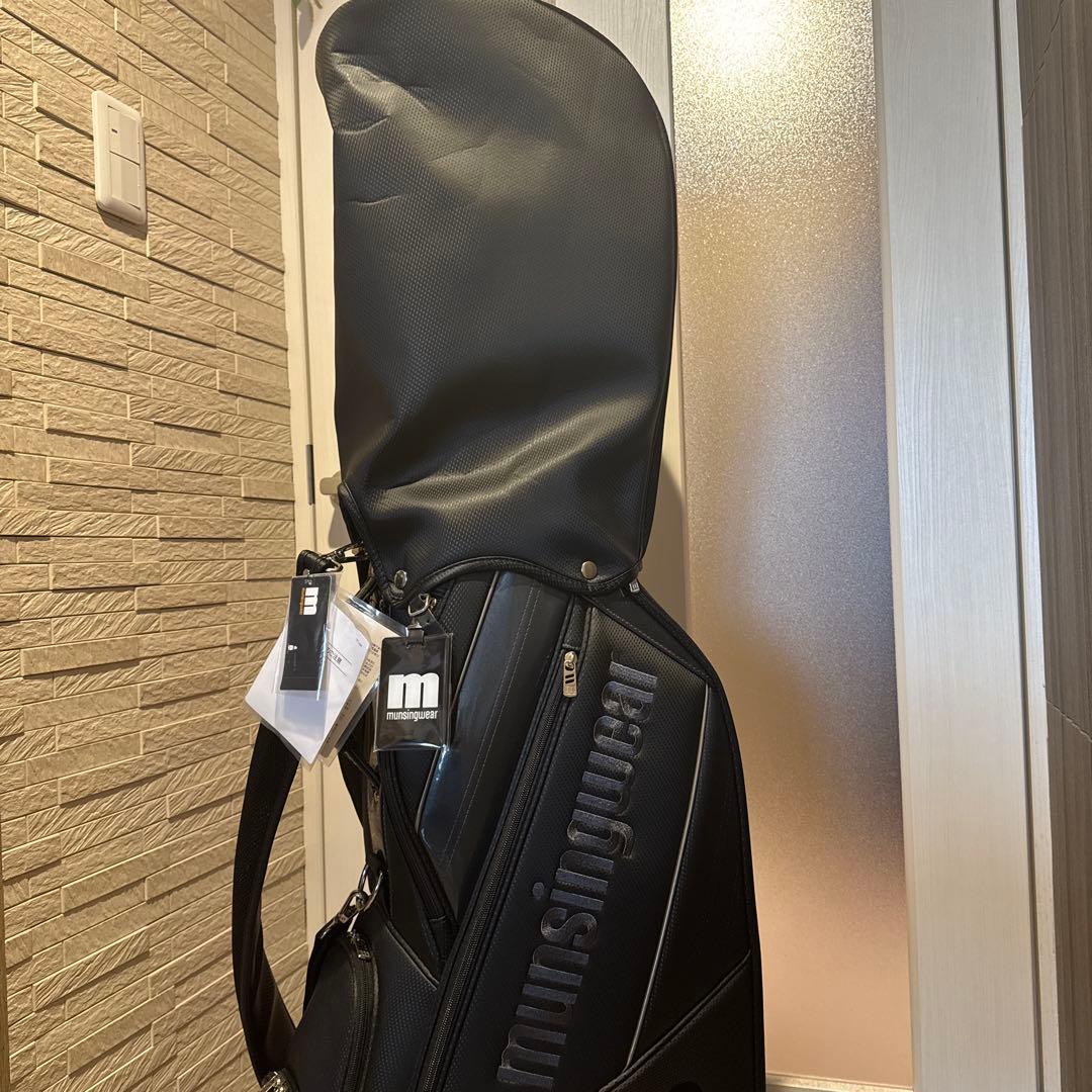 g*n様 マンシングウェア ブラックキャディバッグ《新品未使用》