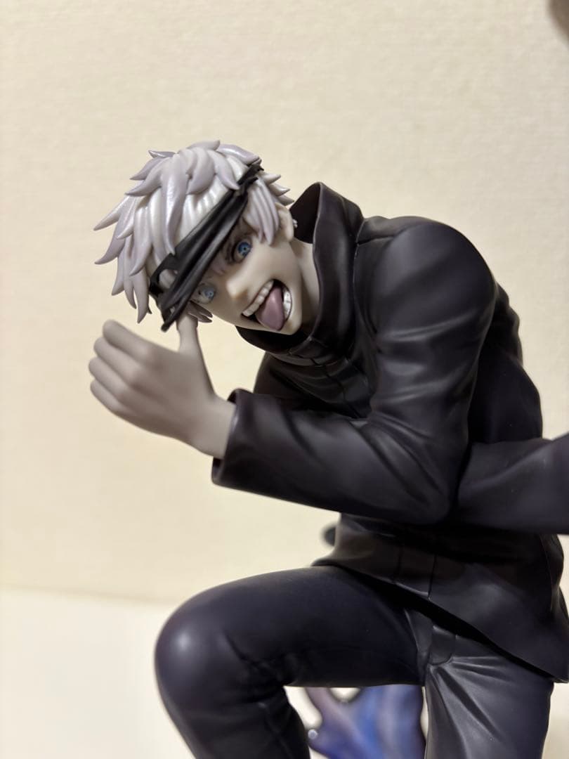 呪術廻戦 五条悟 渋谷スクランブル フィギュア　モノクロ