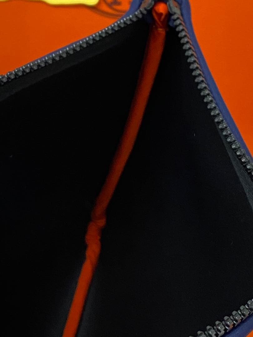 3-3213 HERMES ポーチ《ネオバン》 MM ・ネイビー