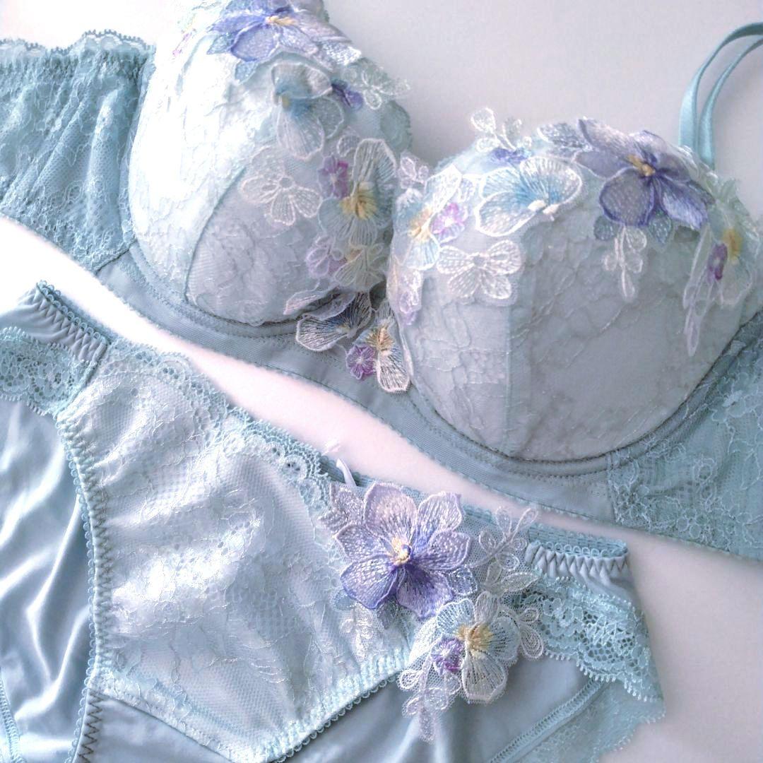 【新品】ワコール《パルファージュ》パーソナルフィットプラスブラ E70/M