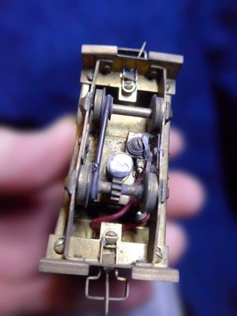 貴重！昔のつぼみ堂模型店のHOゲージの凸型電気機関車。金属製鉄道模型です。﻿