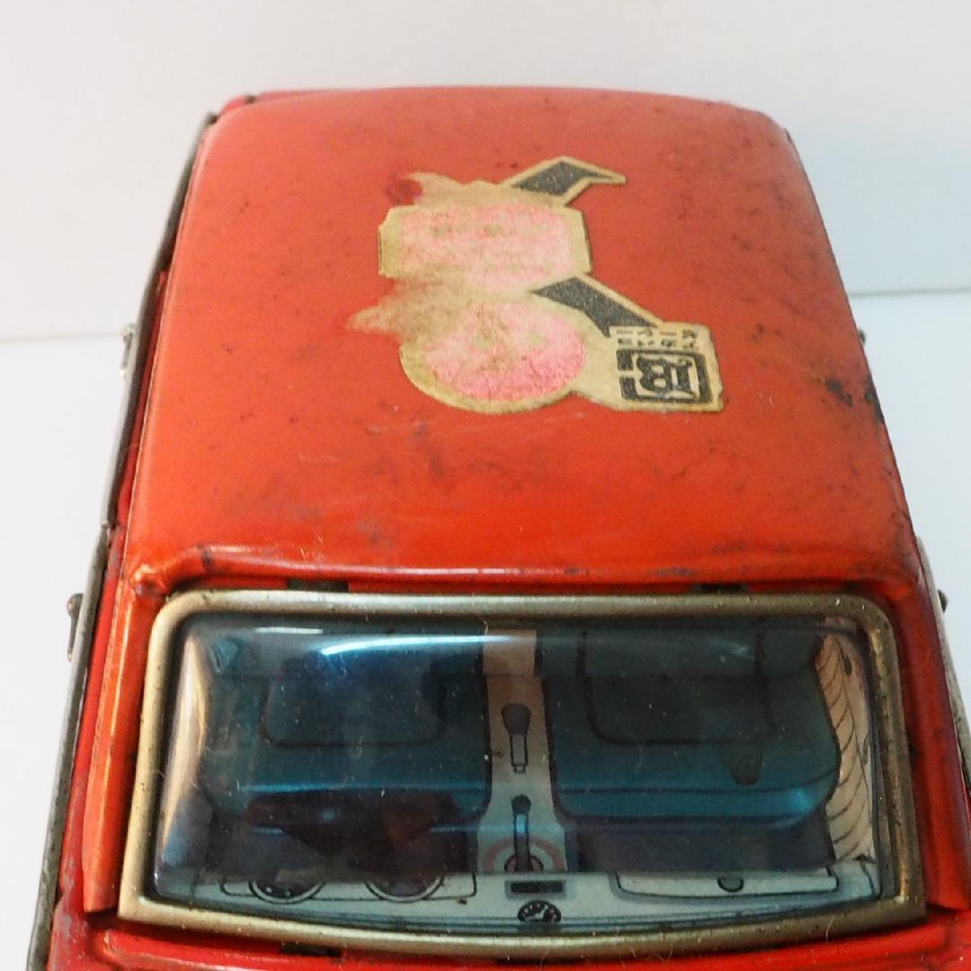 萬代屋【イスズ ベレット 1500 デラックス 赤】ブリキ製ミニカー TIN箱無