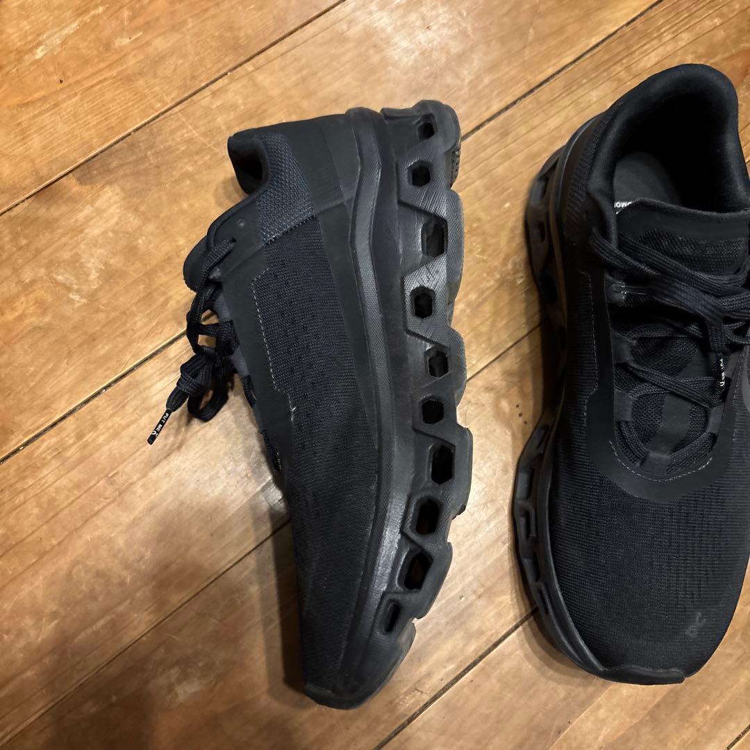 On クラウドモンスター　26.5cm ブラック