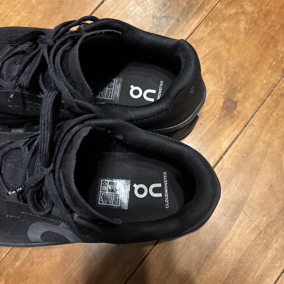 On クラウドモンスター　26.5cm ブラック