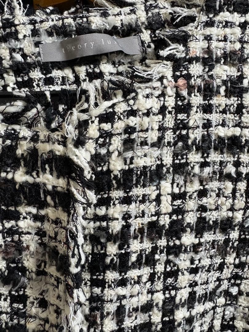 セオリーリュクス ツイードノーカラーコート38 - メルカリ