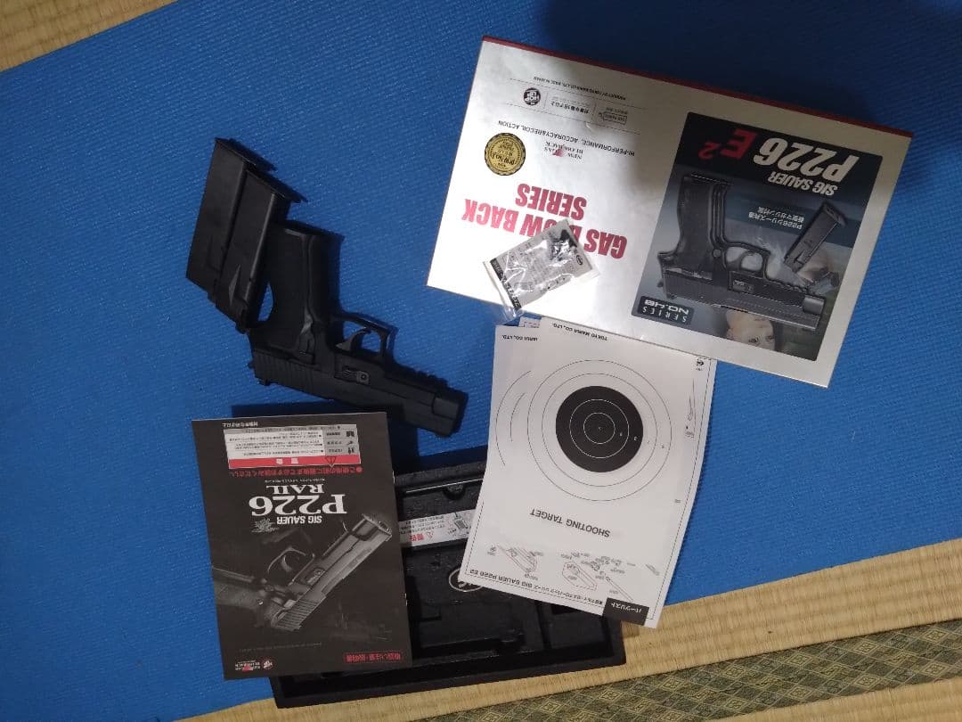 美品　新品同様動作確認　東京マルイ SIG SAUER P226 E2 ガスガン