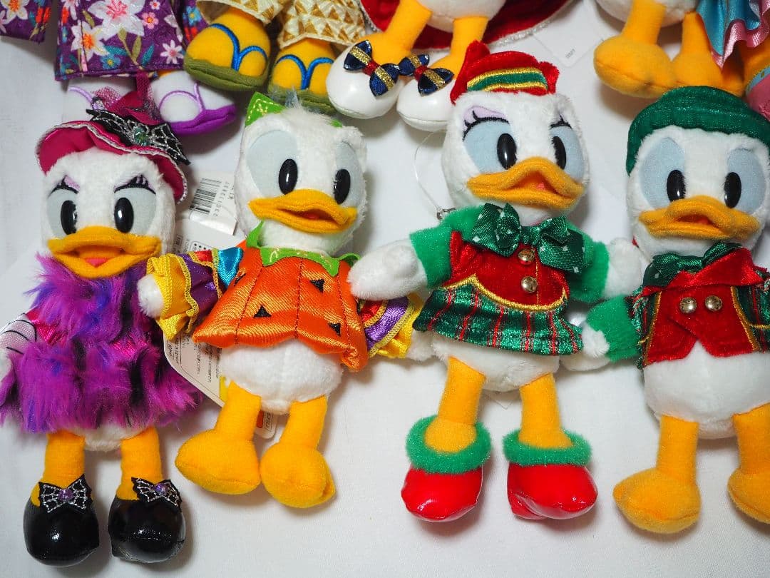 希少　東京ディズニー　ドナルド　デイジー　 ぬいぐるみ バッジ　ウッドチャック