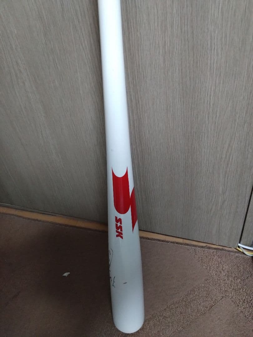 阪神タイガース林威助＃31 直筆サイン入SSK バット（正規品） - メルカリ