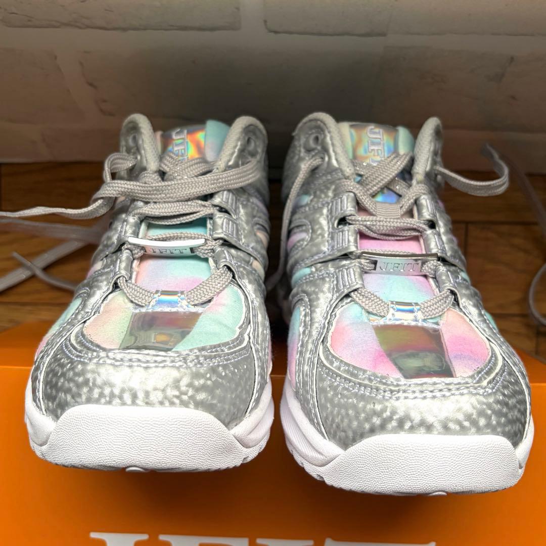 【JFIT 】フィットネスシューズ JF-Neo シルバー 22.5cm