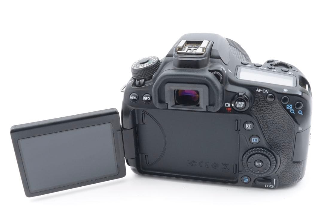 EOS 80D/Canon EF-S18-135㎜F3.5-5.6 IS USM