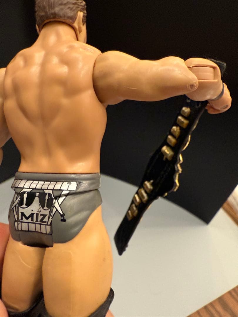 WWE フィギュア MIZ チャンピオンベルト付き - メルカリ