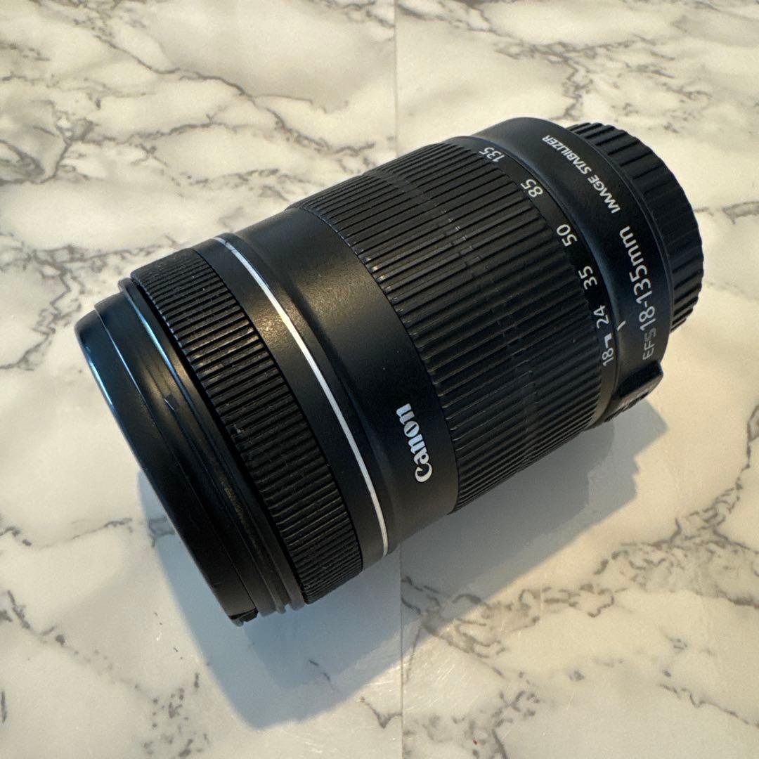 キヤノン EF-S18-135mm F/3.5-5.6 IS STM