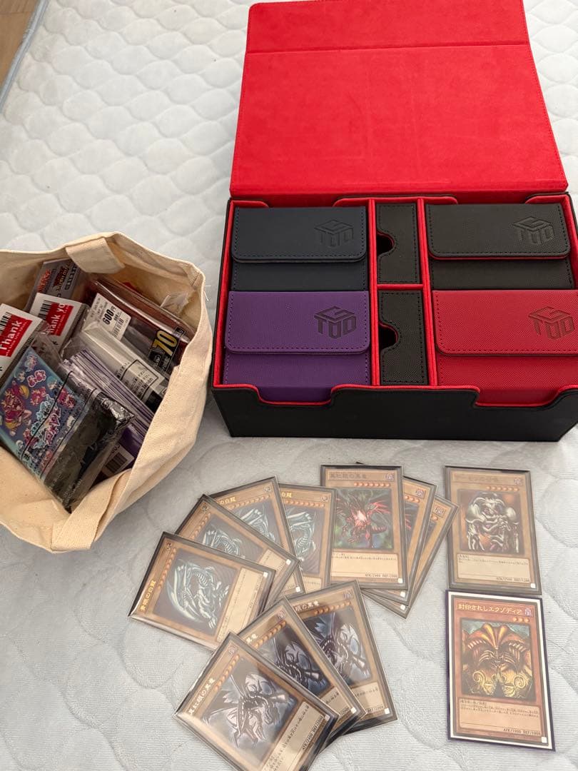 高レアリティ！遊戯王　引退デッキ・カード・スリーブセット！