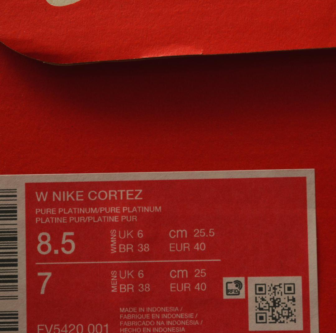 未使用品 NIKE W CORTEZ コルテッツ 25.5cm