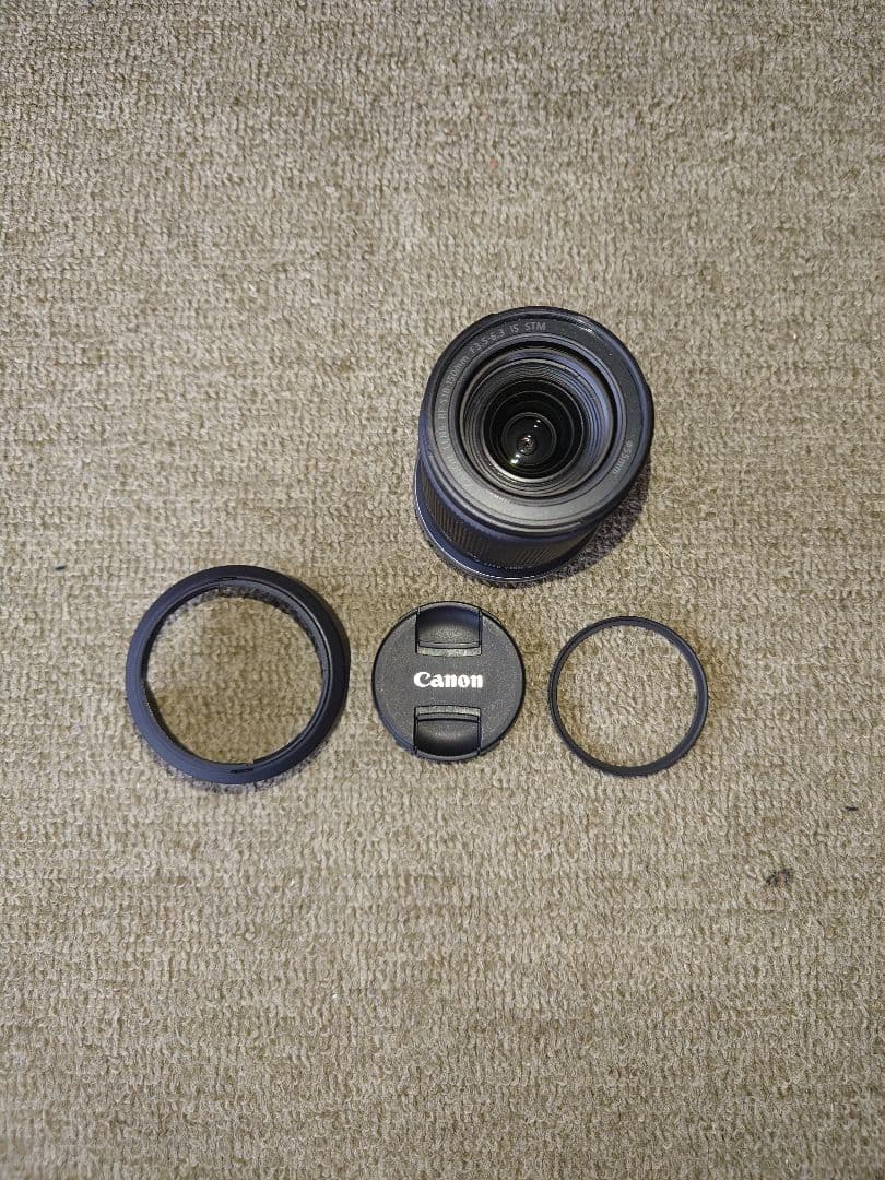 美品　RF-S18-150mm F3.5-6.3 　フード+フィルター付