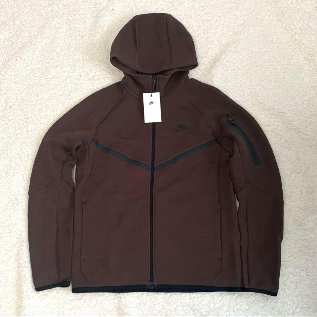 ナイキ テックフリース 茶色 M 海外限定 NIKE TECH FLEECE - メルカリ