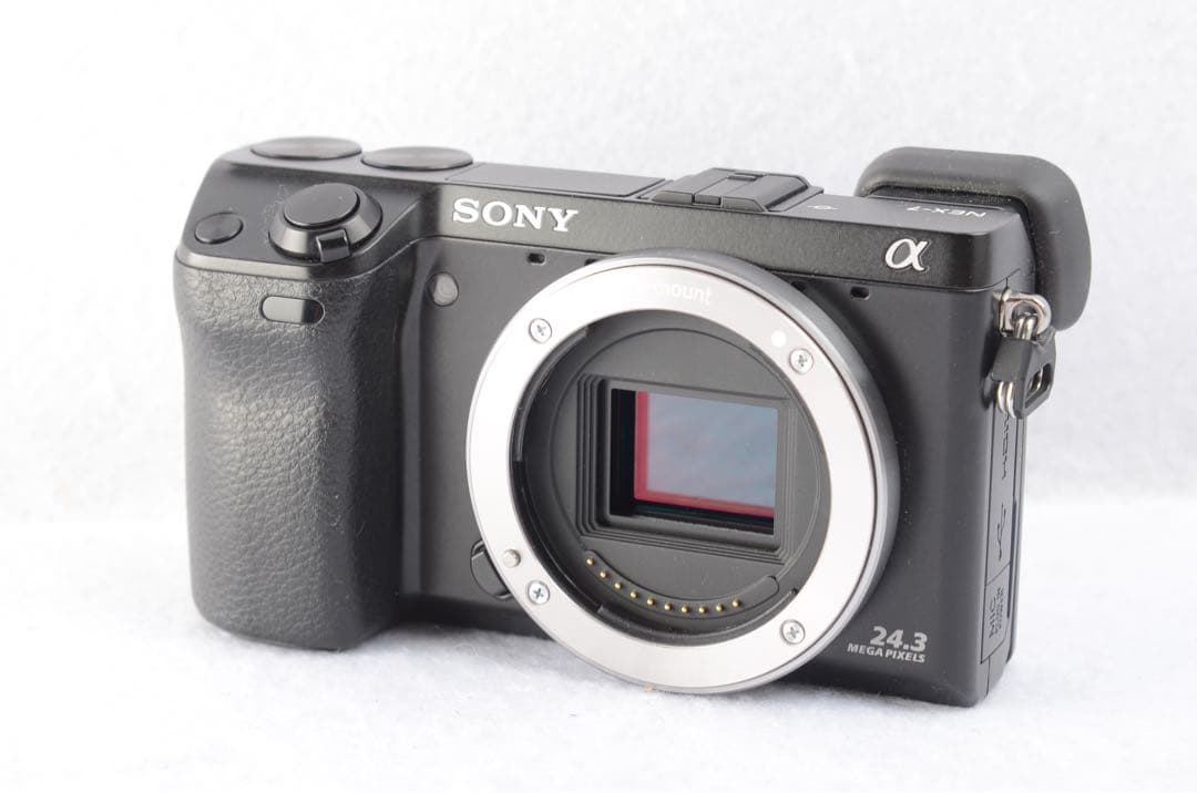 SONY α NEX-7K ズームレンズキット 《 S数5000回！ 》