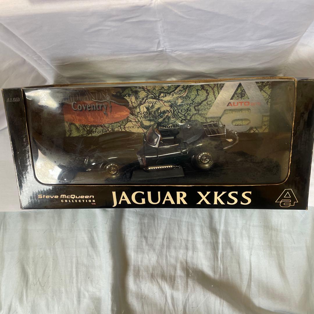JAGUAR XKSS ダイキャストミニカー 1:18 スティーブ・マックイーン