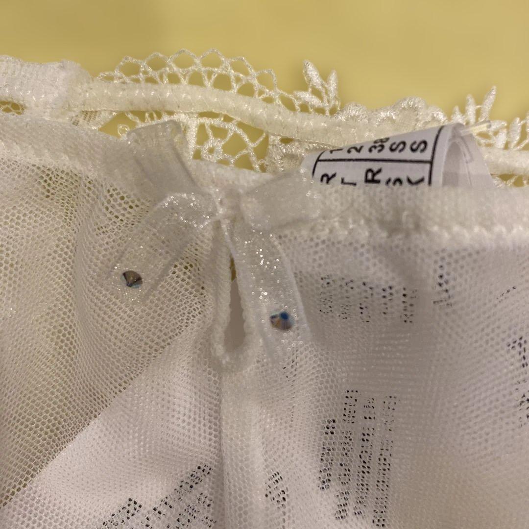 《リズシャルメル》ホワイトトライアングルブラセットUSサイズ:ブラM /タンガS