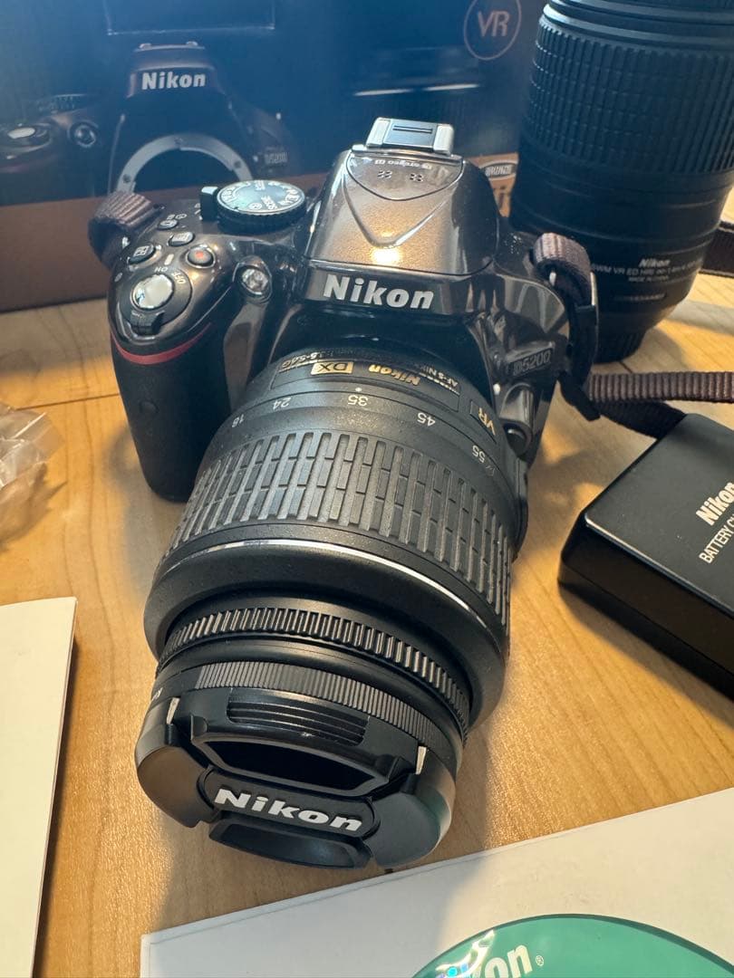 Nikon D5200 18-55mm VR Kit + 55-300mm - メルカリ