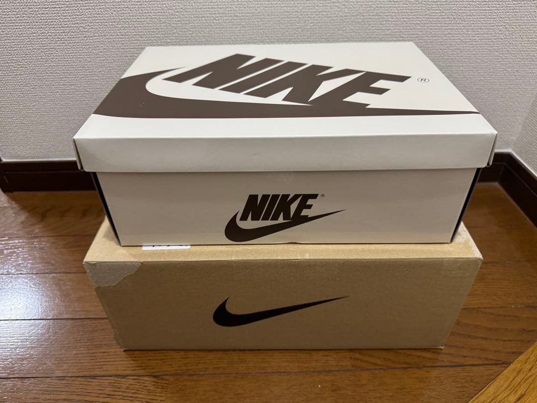 Travis Scott × NikeAir Jordan 1 \"Canary\"