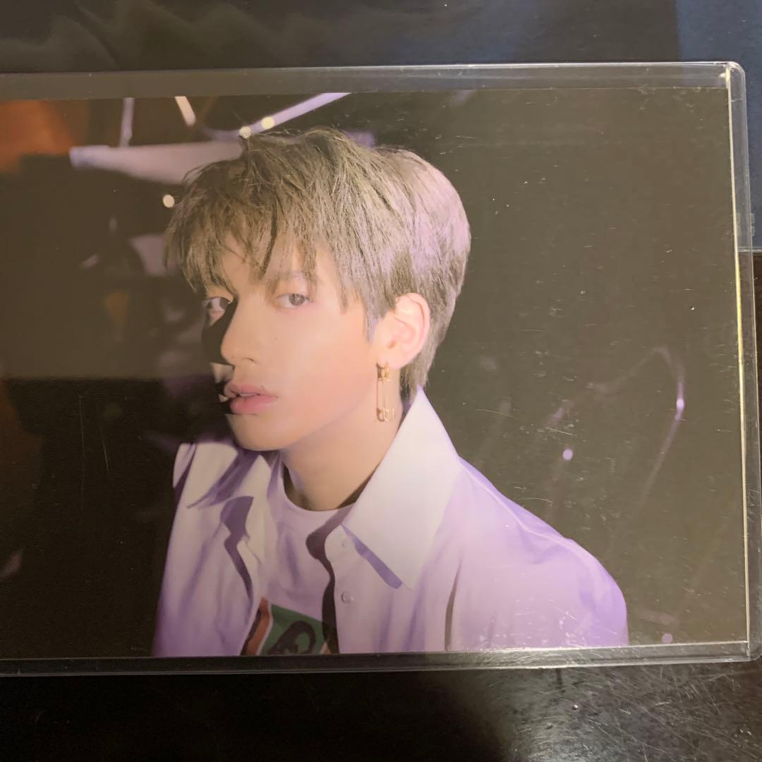 テヒョン クリアファイル 缶バッジ フォトスタンド キーホルダー txt