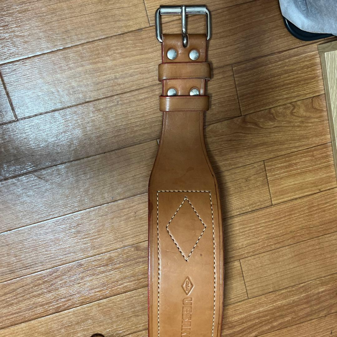 ウエサカ トレーニングベルト Mサイズ - メルカリ